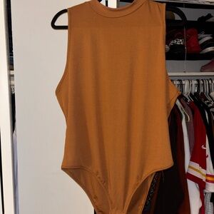 SHEIN Curve Ribbed Tan Top